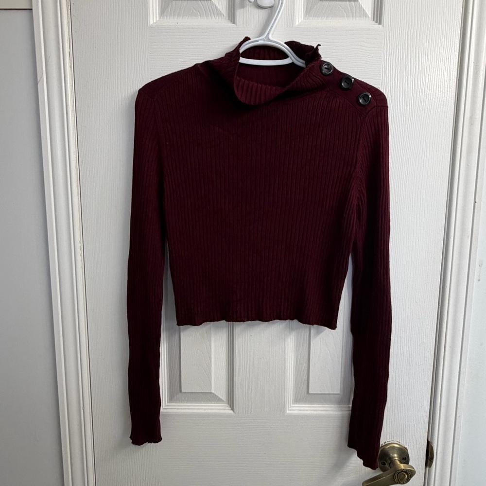 Zara Knit Women's Burgundy Ribbed Cropped Sweater with Button Shoulder - Size L